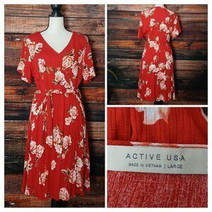 Active USA Dress L Belted Red Floral Rayon Short Sleeve